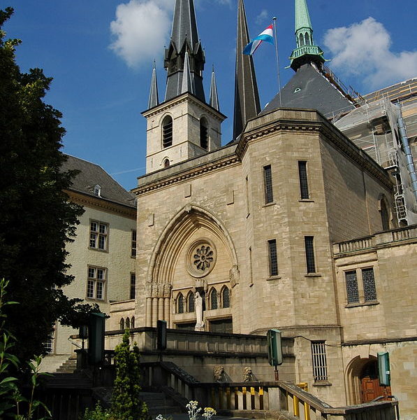 Notre_Dame_Cathedral_Luxembourg